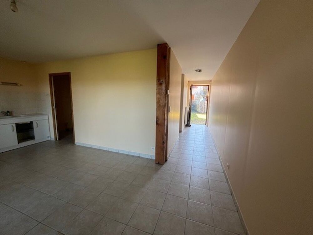 Location Appartement Domsure - A louer appartement type 2 - 44 m² - Cour privative Domsure