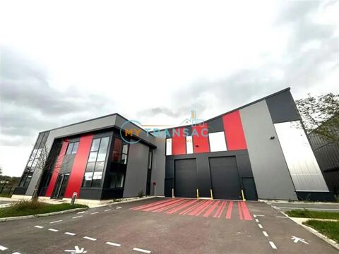   A louer local d'activité neuf de 1 826m² dont 283m² de bureaux 