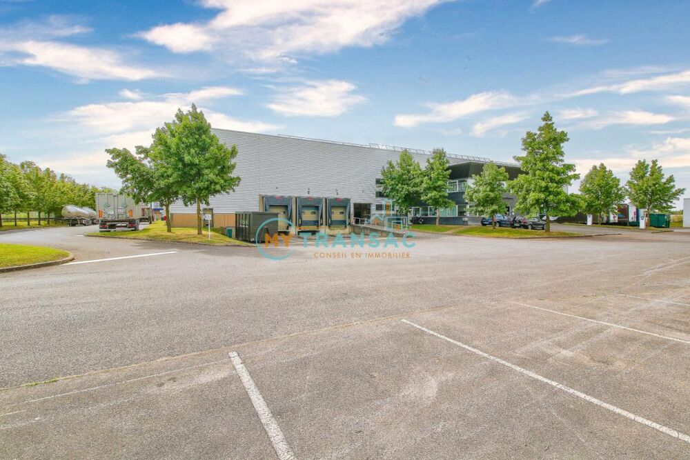   A LOUER Bâtiment indépendant logistique 6 734m² St-Michel-sur-Orge 