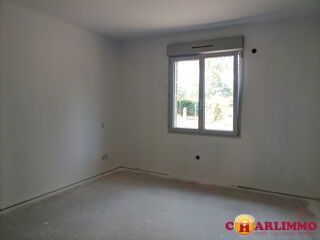  Appartement à louer 3 pièces 1 m²