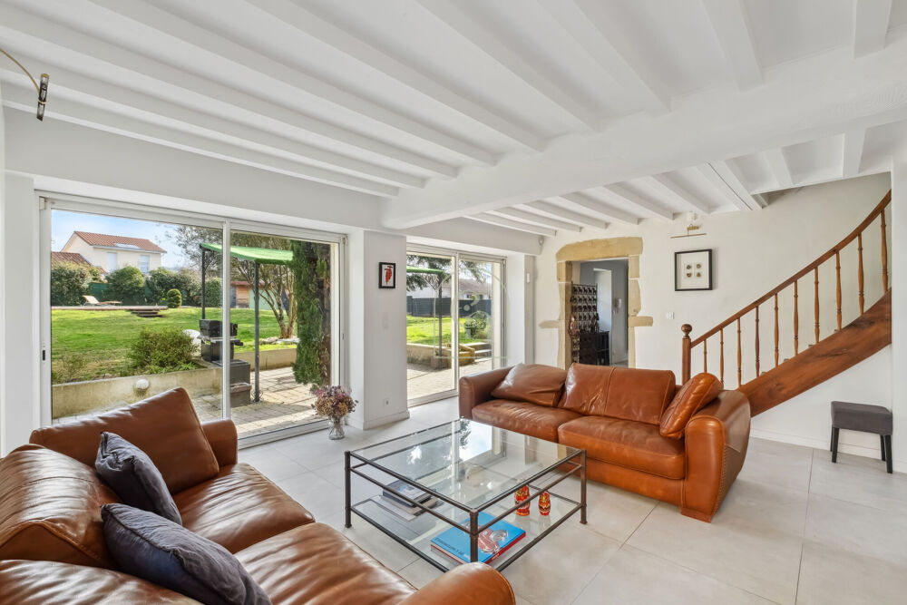Vente Maison Propriété à vendre à Reventin-Vaugris 280m2 avec piscine Reventin-vaugris