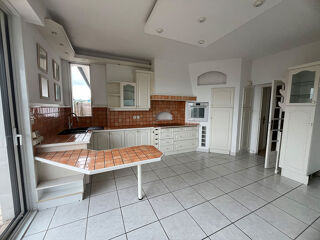  Maison  louer 6 pices 185 m