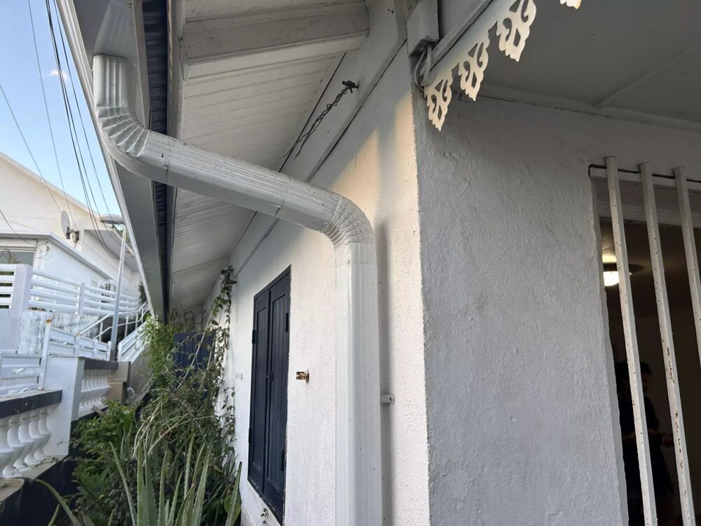 � vendre  Maison Saint-Pierre (97410)