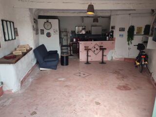  Parking / Garage  vendre 1 pice 48 m