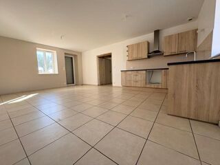  Appartement à louer 5 pièces 130 m²