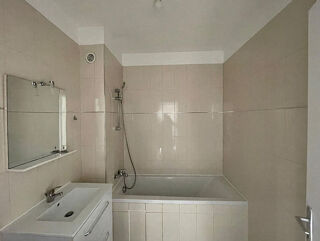  Appartement à louer 3 pièces 53 m²