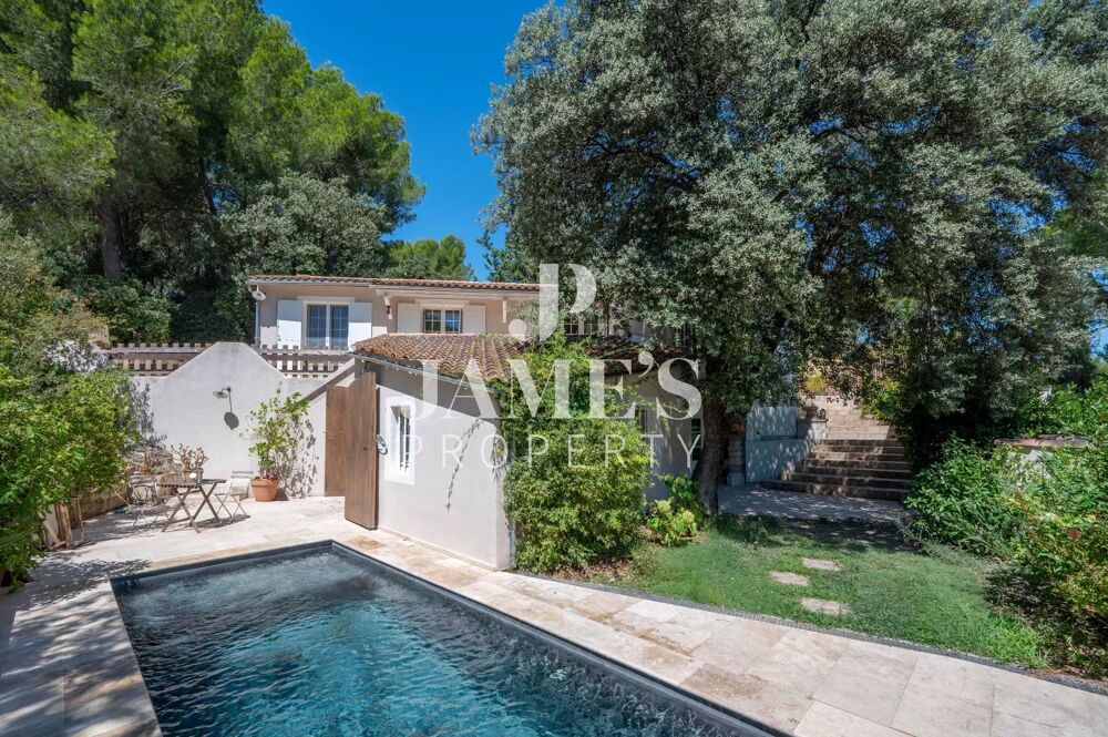 Maison rénovée avec piscine - Le Paradou