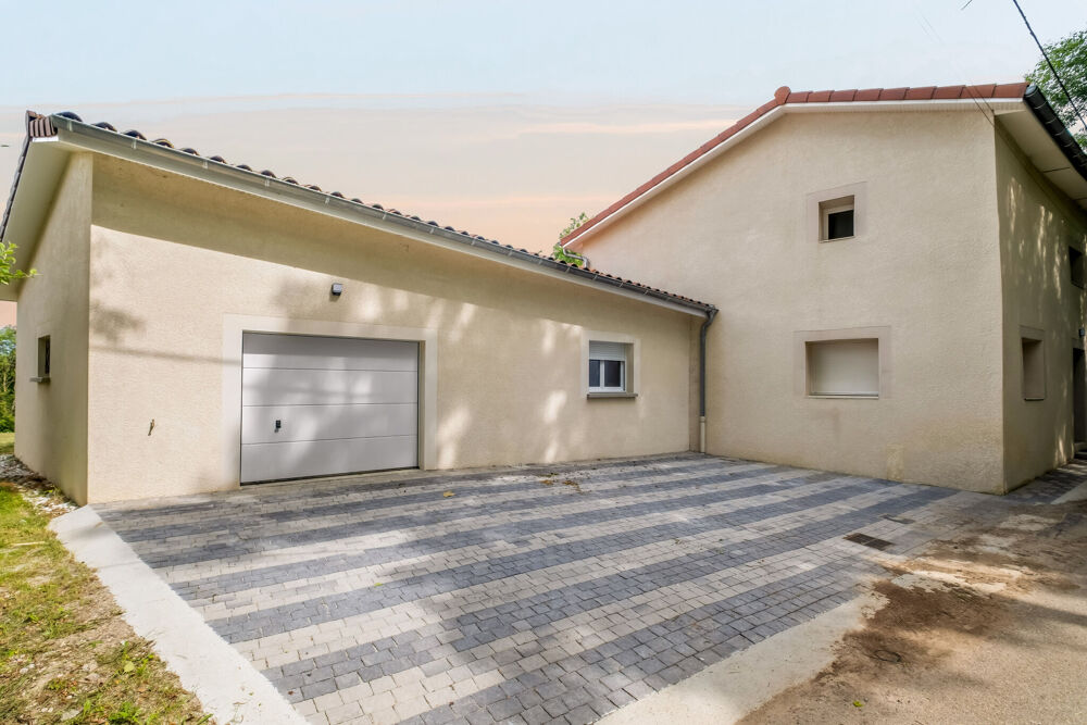 Maison pisé rénovée