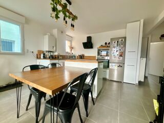  Appartement � vendre 4 pi�ces 86 m�