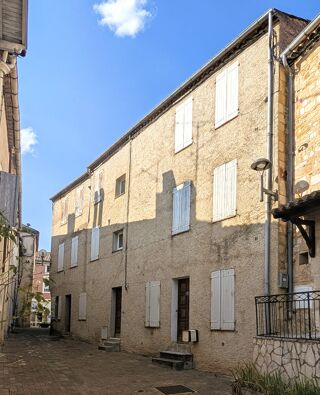 Immeuble à vendre 292 m²