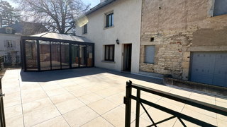  Immeuble � vendre 10 pi�ces 285 m�