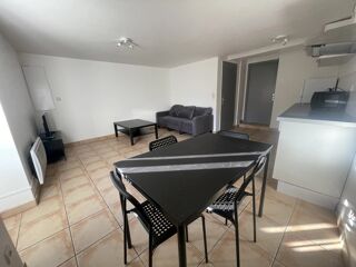  Appartement à louer 2 pièces 37 m²