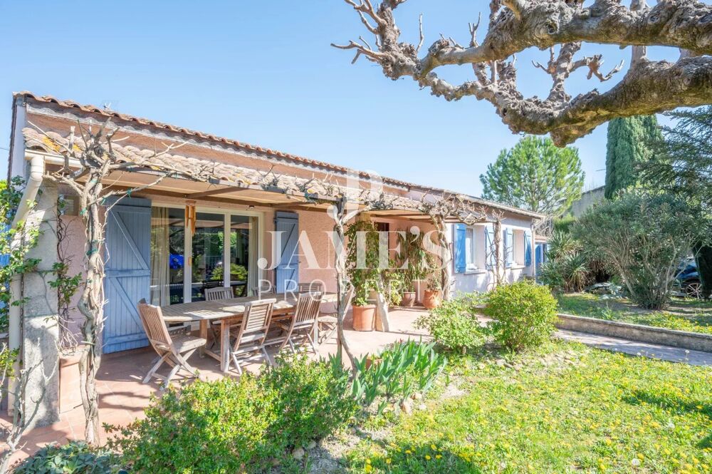 Maison de plain pied avec piscine - Saint Rémy de Provence