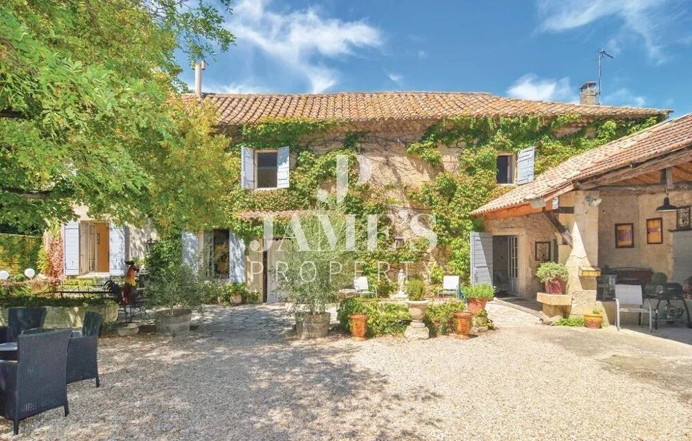 Vente Maison Mas provençal en pierre à rénover ? Mas-Blanc-des-Alpilles Mas-blanc-des-alpilles