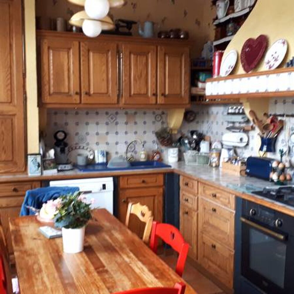 Maison 7 pièces 146 m² Belle demeure dans un bourg ....