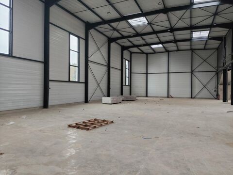 My Transac, vous propose &agrave; la location sur la commune de Chalifert, plusieurs cellules, au minimum de 328 m&sup2; jusqu'&agrave; 1 813m&sup2; 0 77144 Chalifert