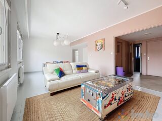  Appartement à louer 5 pièces 112 m²
