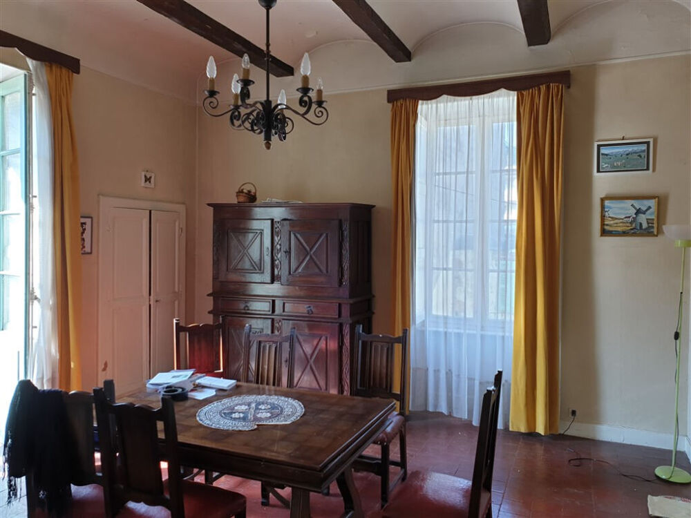 Grande maison familiale à proximité de toutes commodités