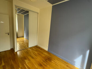  Appartement à louer 3 pièces 56 m²