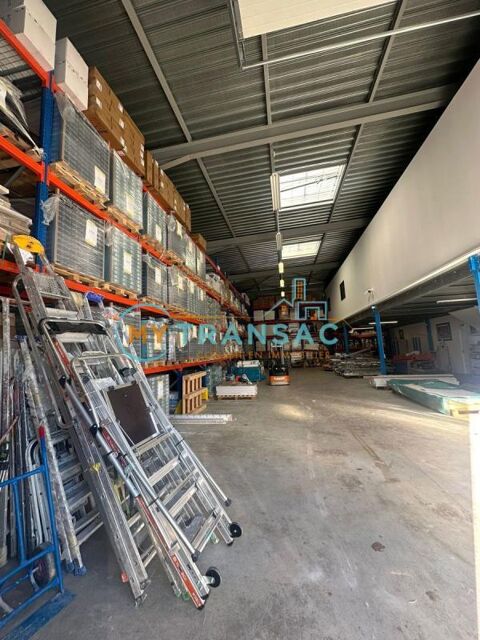   ENTREPÔT INDÉPENDANT de 570m² À VENDRE - SAVIGNY-LE-TEMPLE 