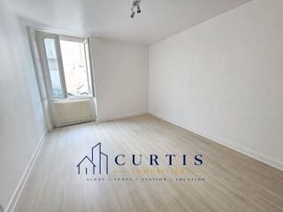  Appartement à louer 3 pièces 50 m²