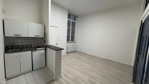  Appartement � louer 1 pi�ce 27 m�