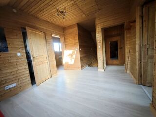  Villa  vendre 8 pices 230 m