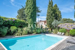  Maison à vendre 8 pièces 330 m²