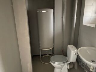  Appartement à louer 3 pièces 75 m²