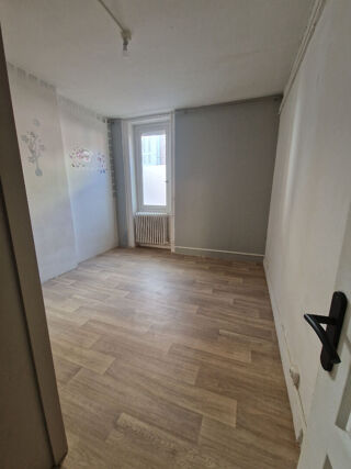  Appartement à louer 3 pièces 67 m²