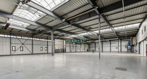 A Louer Entrep&ocirc;t ind&eacute;pendant de 2 899m&sup2; sur un foncier de 4 037m&sup2; &agrave; Cr&eacute;teil 36 94000 Créteil