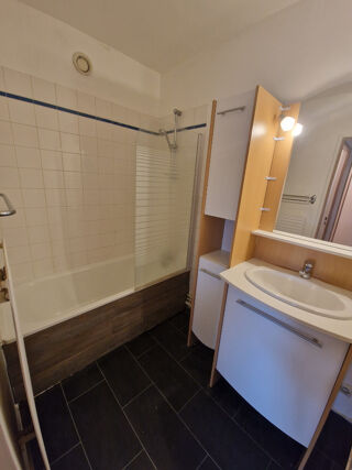  Appartement  louer 2 pices 50 m