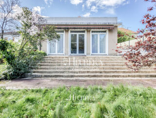  Maison � vendre 8 pi�ces 220 m�