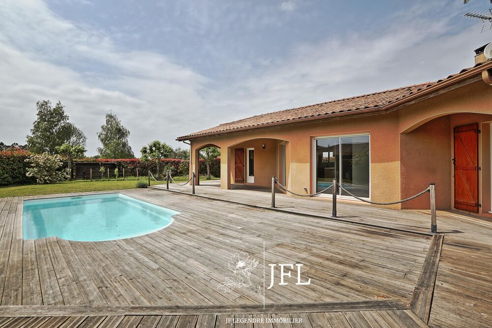 Maison contemporaine avec piscine