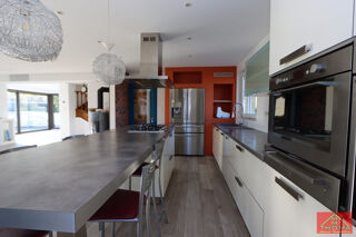  Maison � vendre 9 pi�ces 195 m�