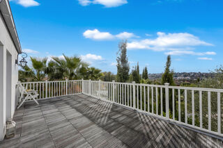  Villa � vendre 9 pi�ces 285 m�