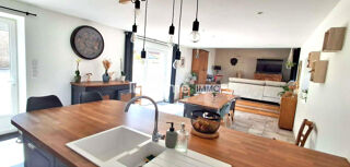  Villa à vendre 7 pièces 136 m²