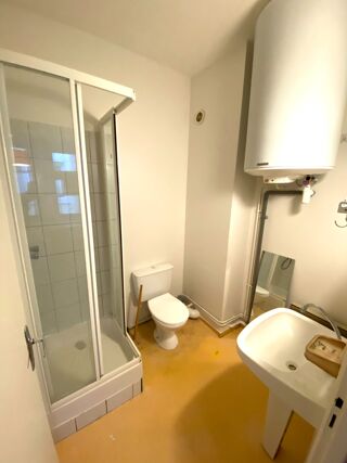  Appartement à louer 1 pièce 19 m²