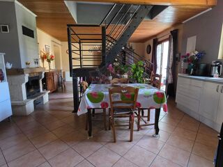  Maison à vendre 6 pièces 214 m²