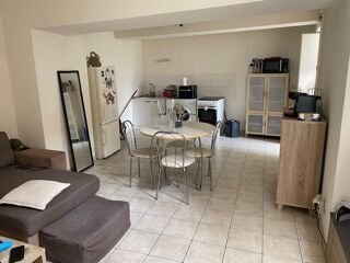  Appartement à louer 3 pièces 72 m²