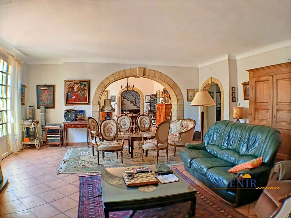 Vente Maison Magnifique maison T6 avec piscine sur Allauch Allauch