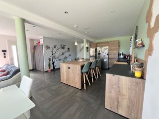  Maison à vendre 6 pièces 151 m²