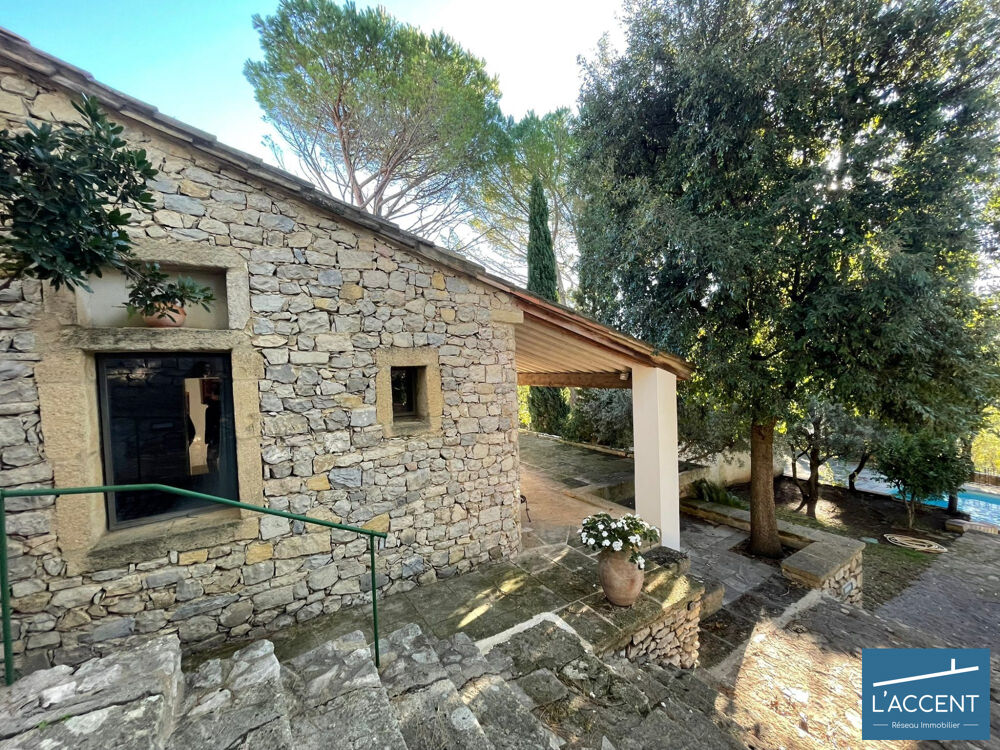 � vendre  Villa N�mes (30000)