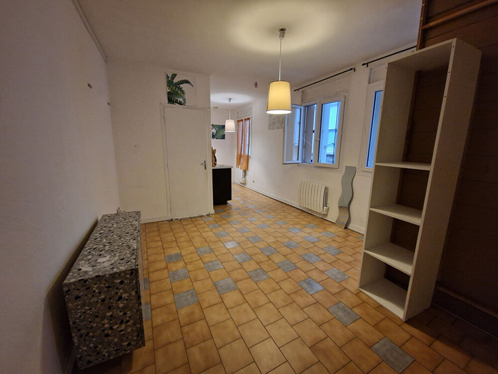 Location Appartement ST ETIENNE CENTRE VILLE / 4 RUE BROSSARD Saint-Étienne