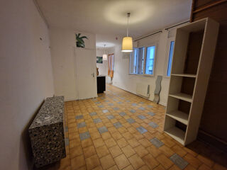  Appartement à louer 1 pièce 27 m²