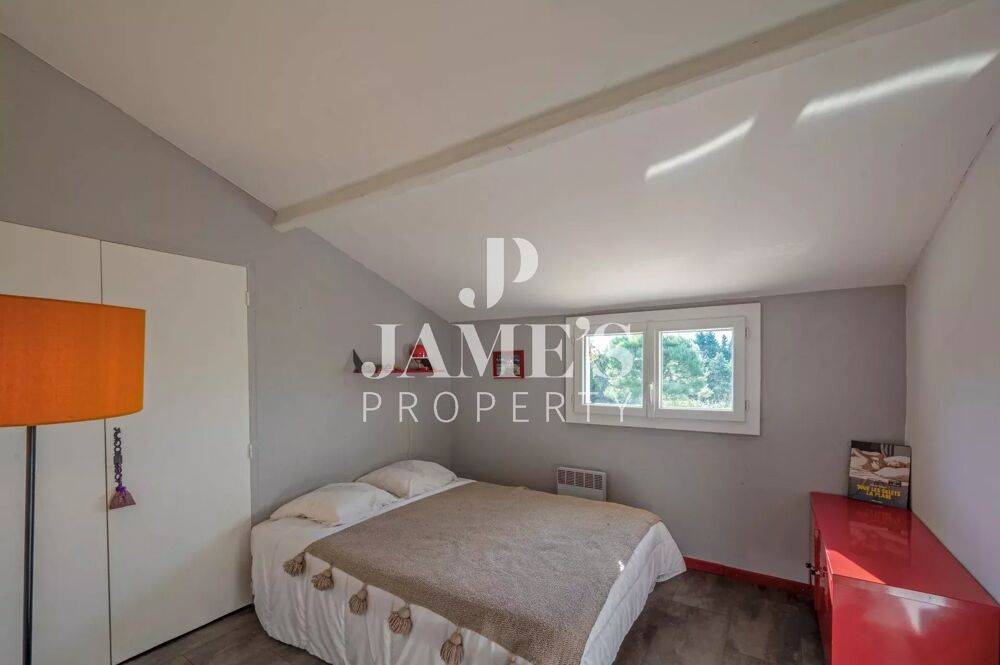 � vendre  Maison Fontvieille (13990)