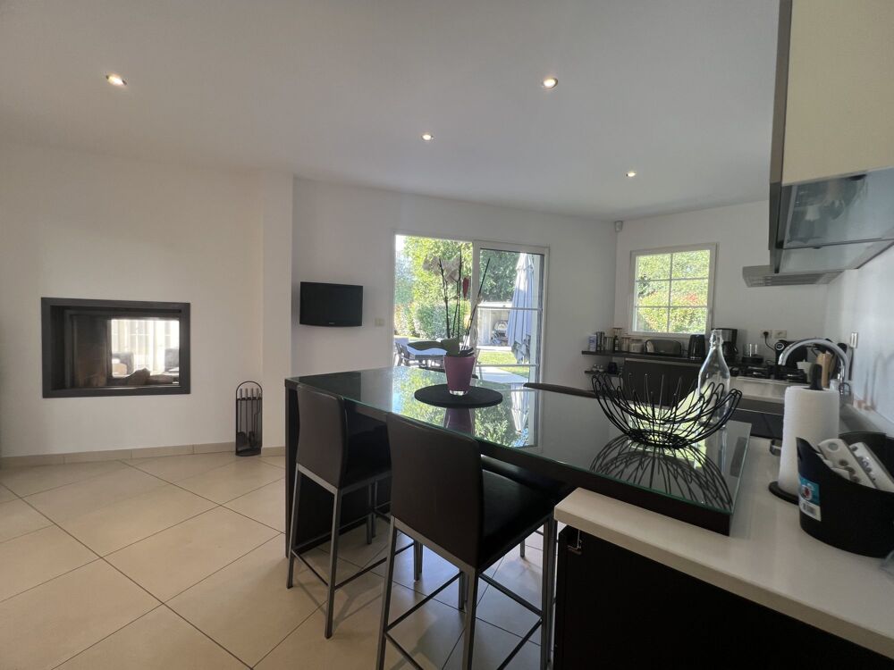 à vendre  Maison Saint-Cyr-sur-Loire (37540)