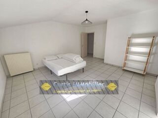  Appartement à louer 3 pièces 79 m²