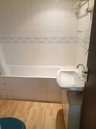  Appartement à louer 3 pièces 46 m²