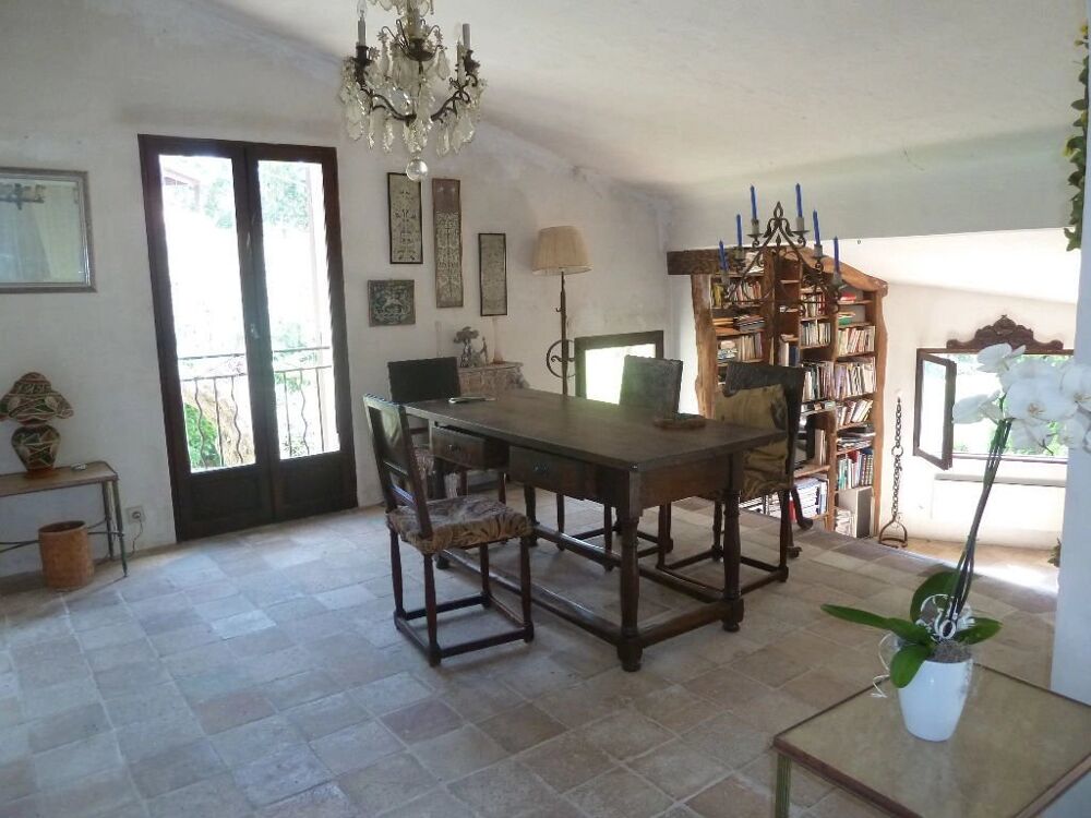 � vendre  Maison Tourrettes-sur-Loup (06140)